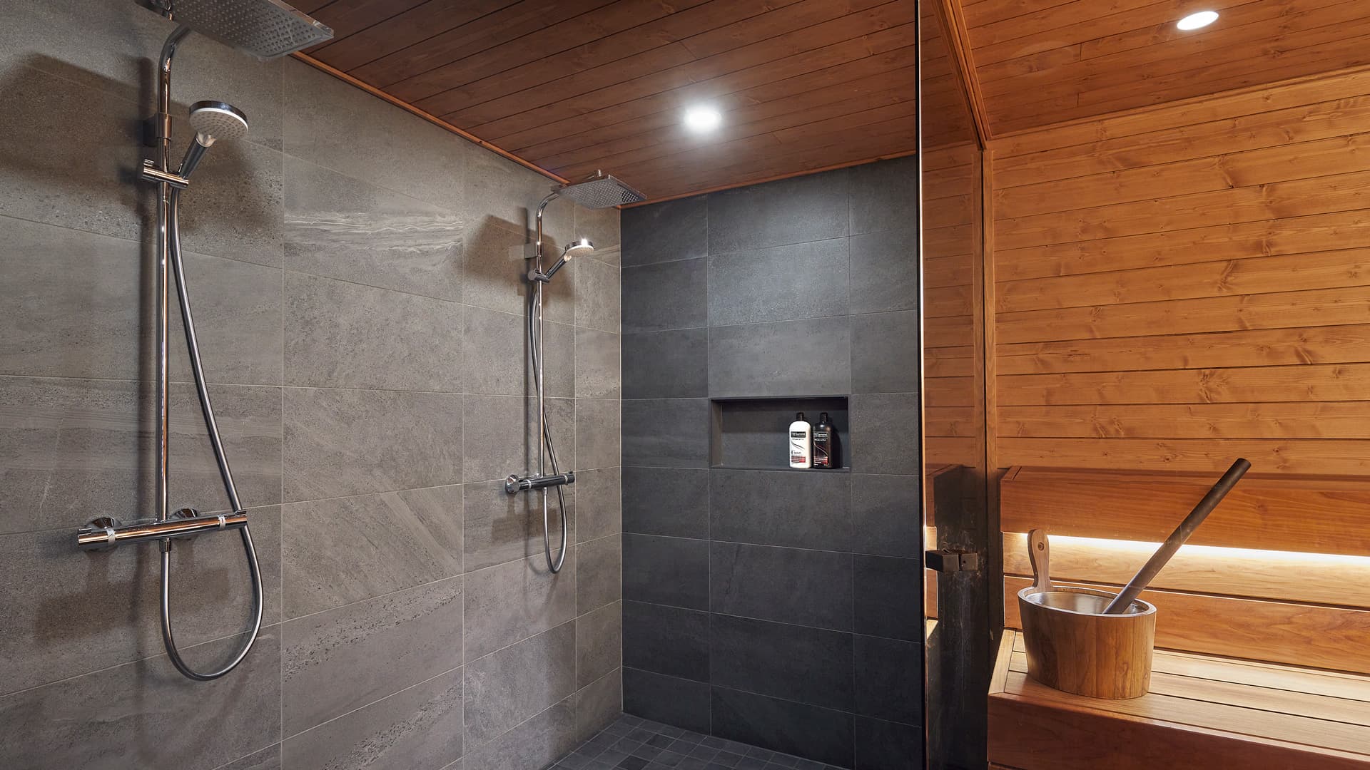 Experiences of living in a log home: the bathroom